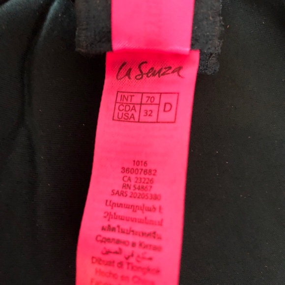 Beyond Sexy Bra - Picture 4 of 5